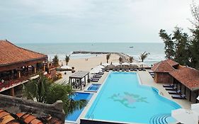 Poshanu Resort
